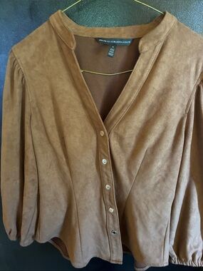 White House Black Market Brown Faux Suede Fitted Blouse Silver Snaps 8